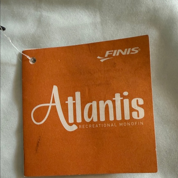 NEW Mermaid Tail Swim, Costume or Fun Photo Shoot - Picture 8 of 13